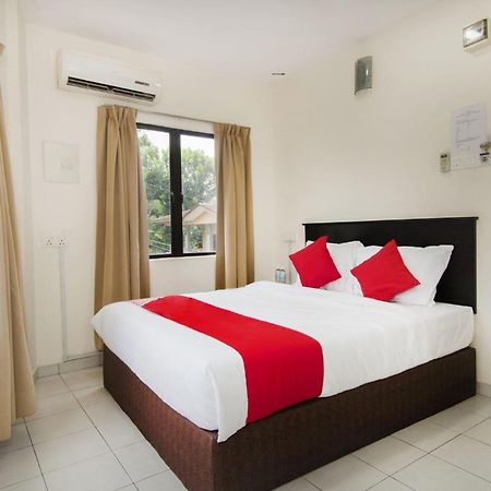 Oyo 91130 Hotel 91 Bukit Mewah Kajang Luaran gambar