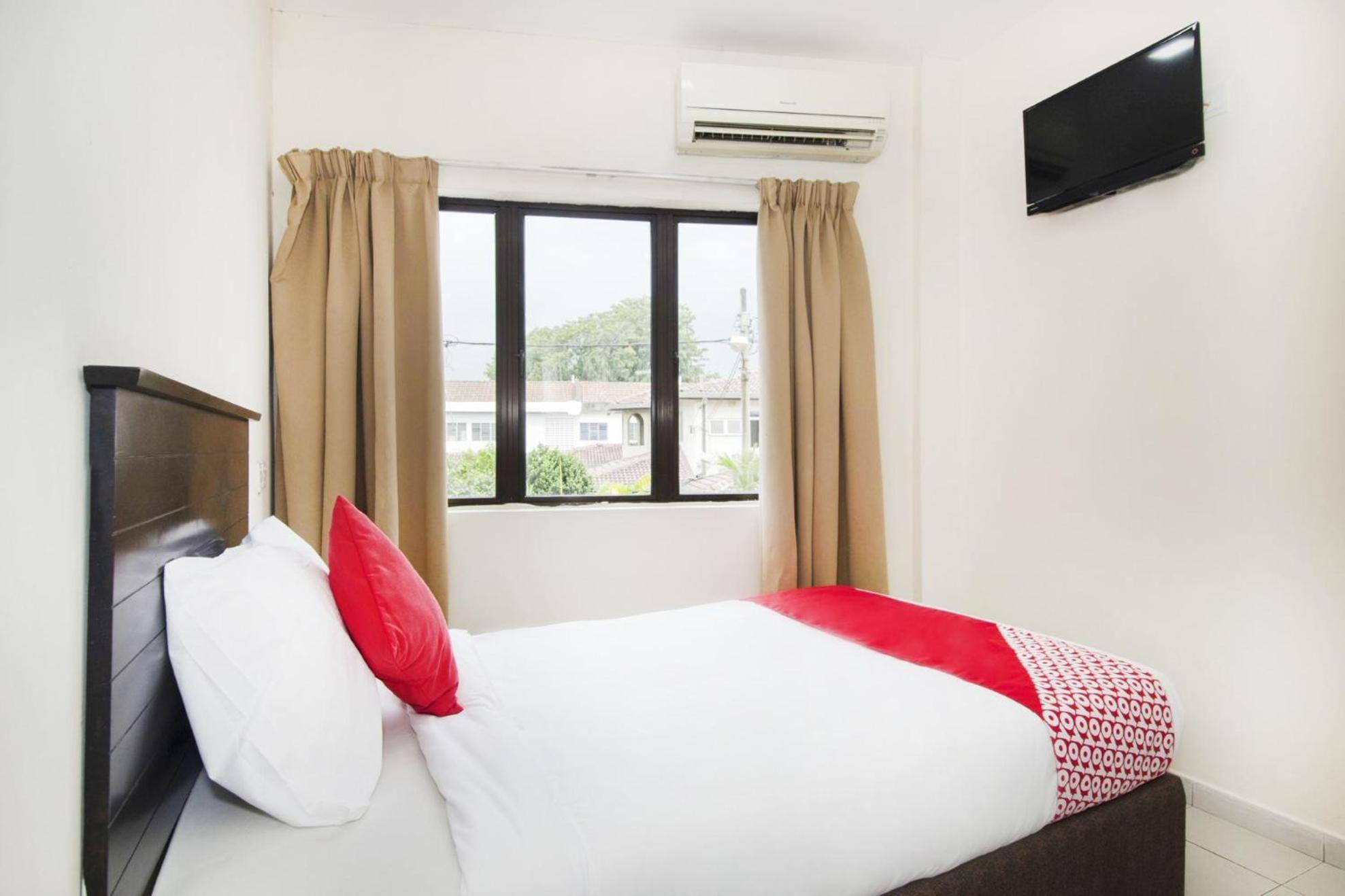 Oyo 91130 Hotel 91 Bukit Mewah Kajang Luaran gambar