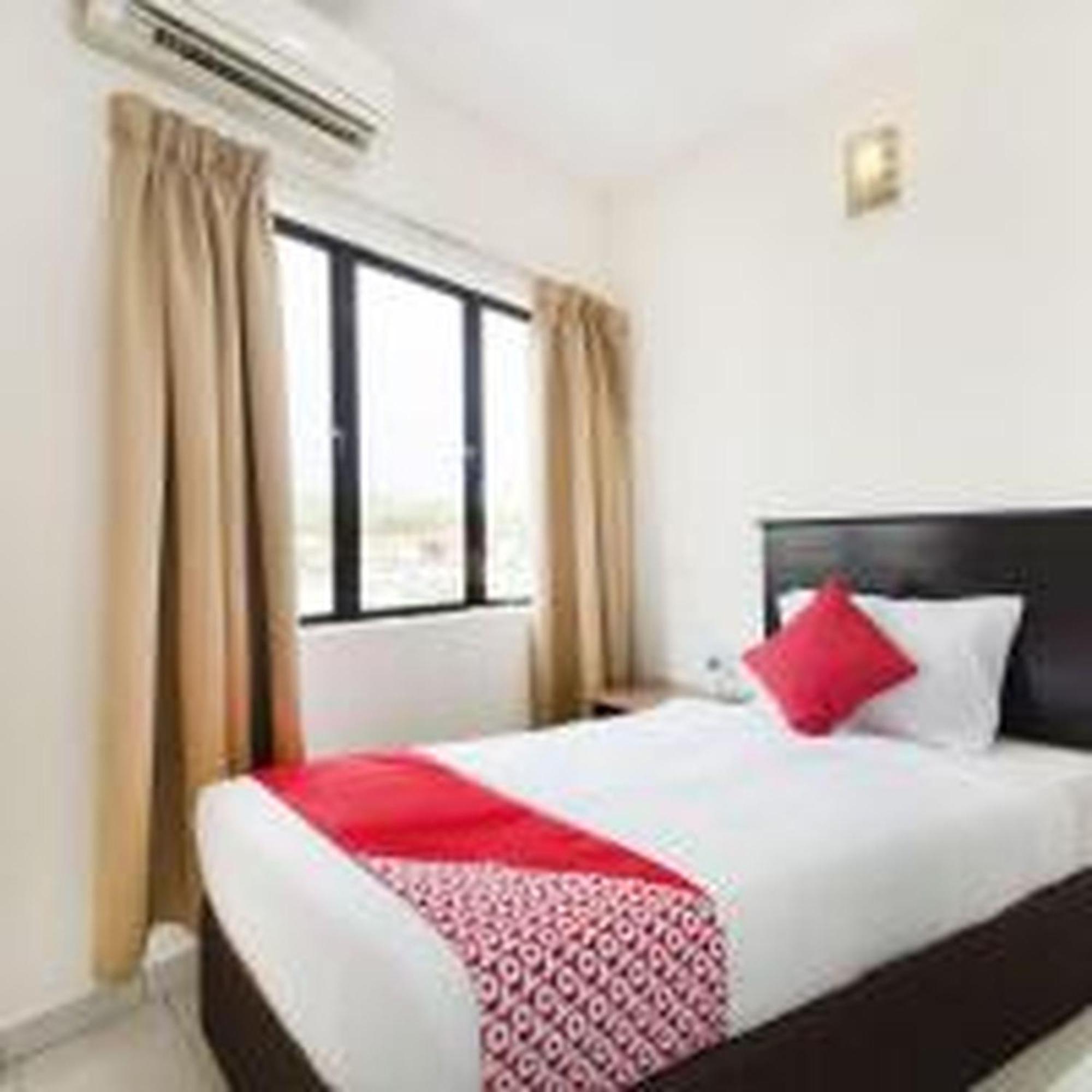 Oyo 91130 Hotel 91 Bukit Mewah Kajang Luaran gambar
