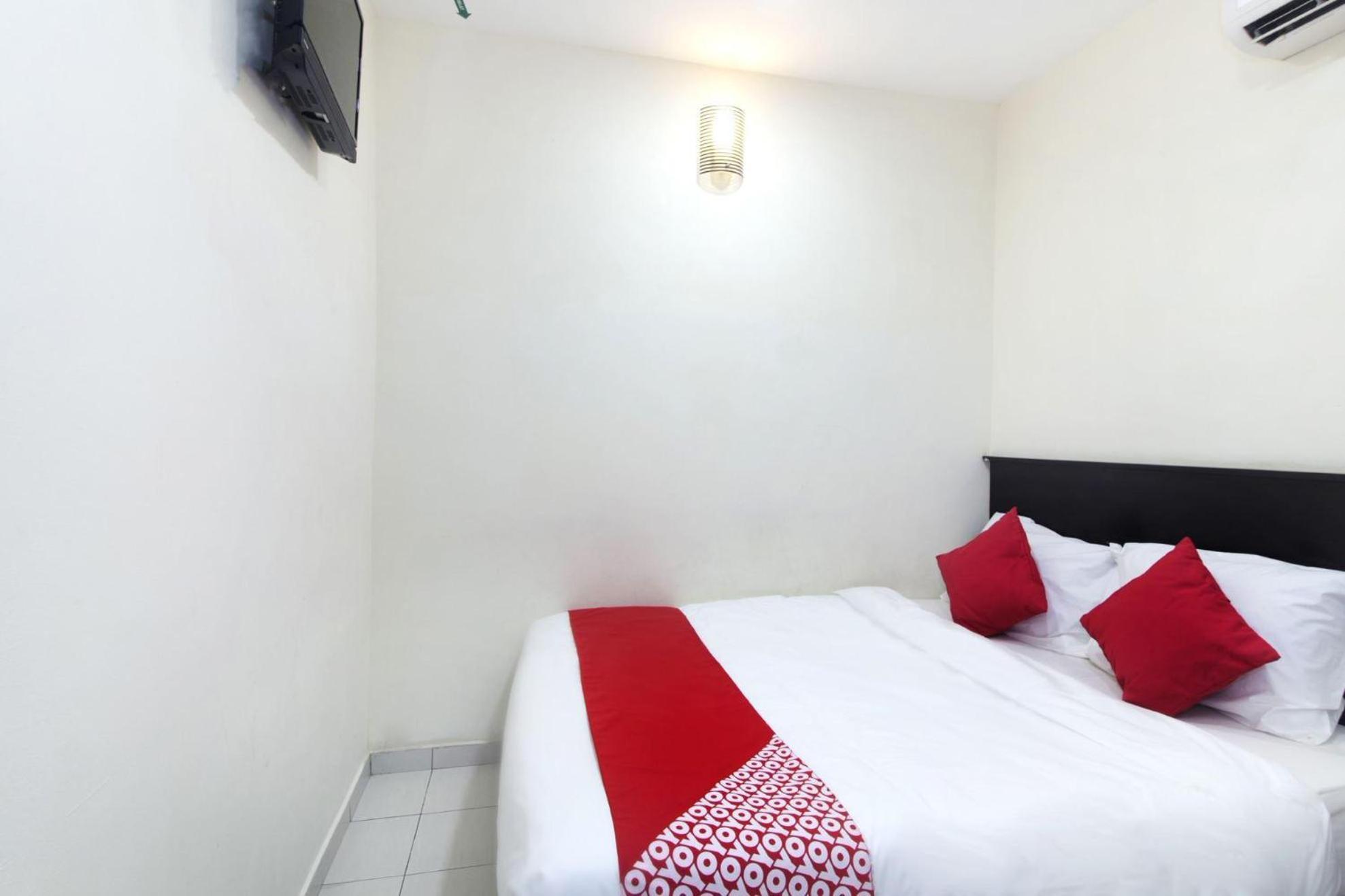 Oyo 91130 Hotel 91 Bukit Mewah Kajang Luaran gambar