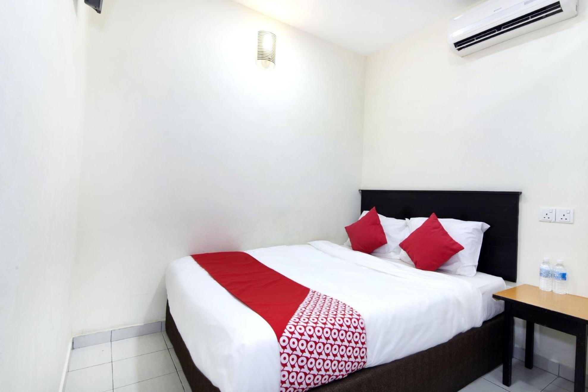 Oyo 91130 Hotel 91 Bukit Mewah Kajang Luaran gambar