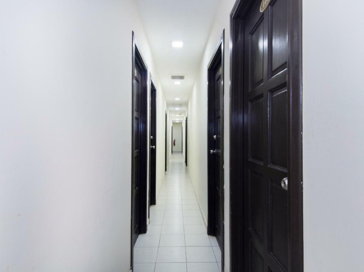 Oyo 91130 Hotel 91 Bukit Mewah Kajang Luaran gambar